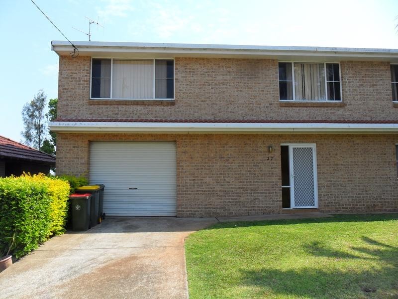 27 Arncliffe Avenue, Port Macquarie NSW 2444