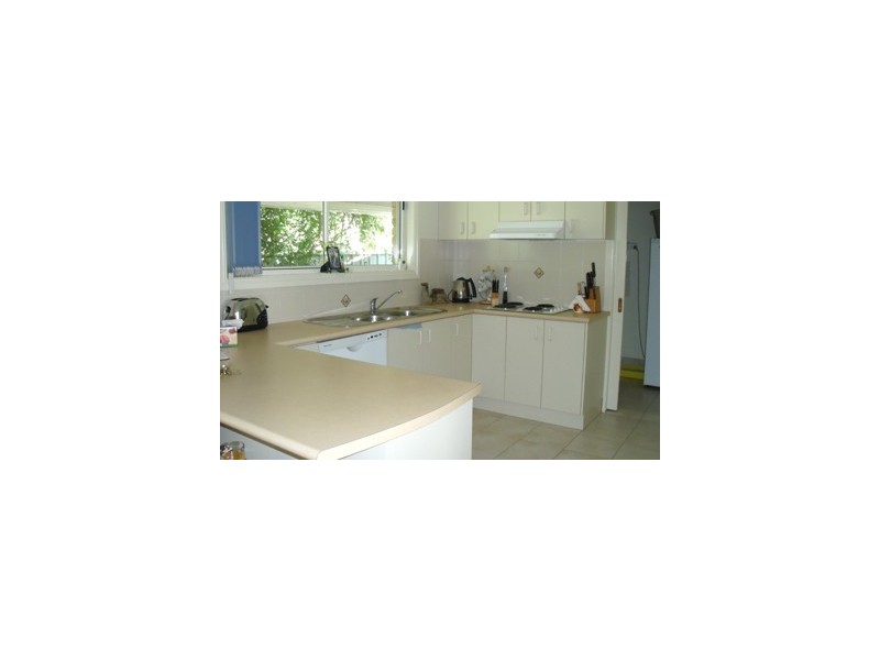 32 Yarra Place, Port Macquarie NSW 2444