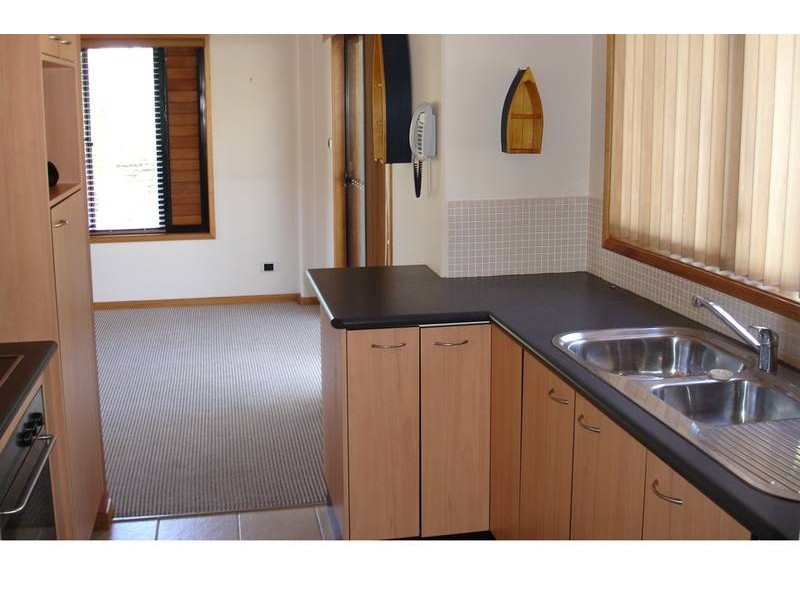 2/192 Mathew Flinders Drive, Port Macquarie NSW 2444