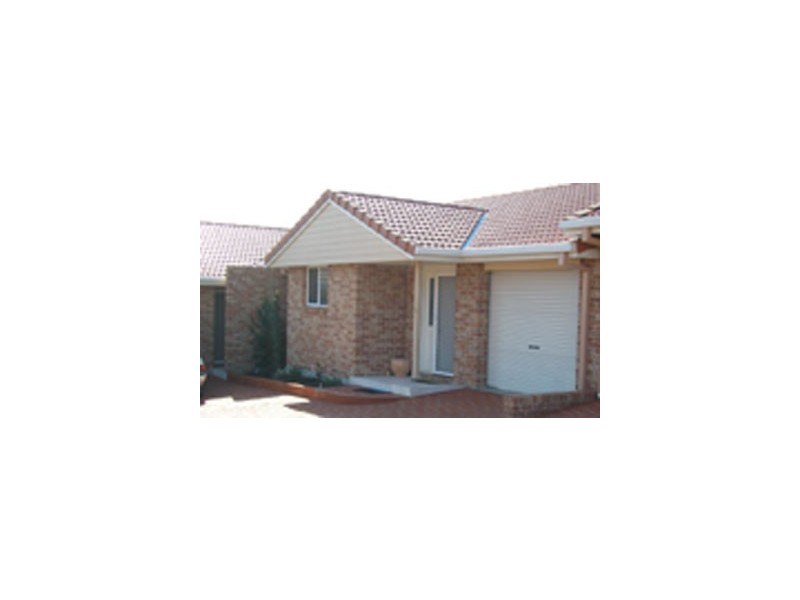 5/8 Merrymen Way, Port Macquarie NSW 2444