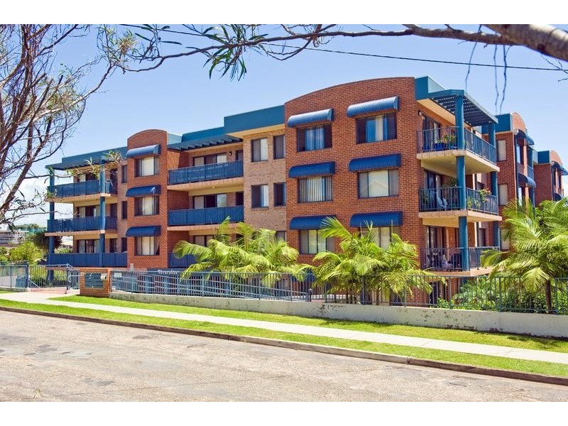 8/27-29 Waugh Street, Port Macquarie NSW 2444