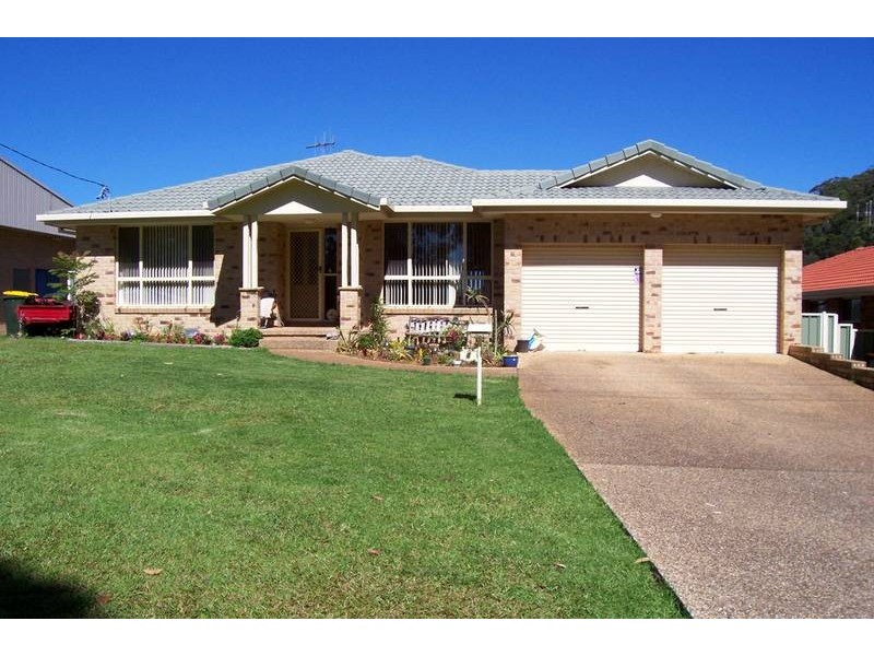 4 Waterview Close, Port Macquarie NSW 2444