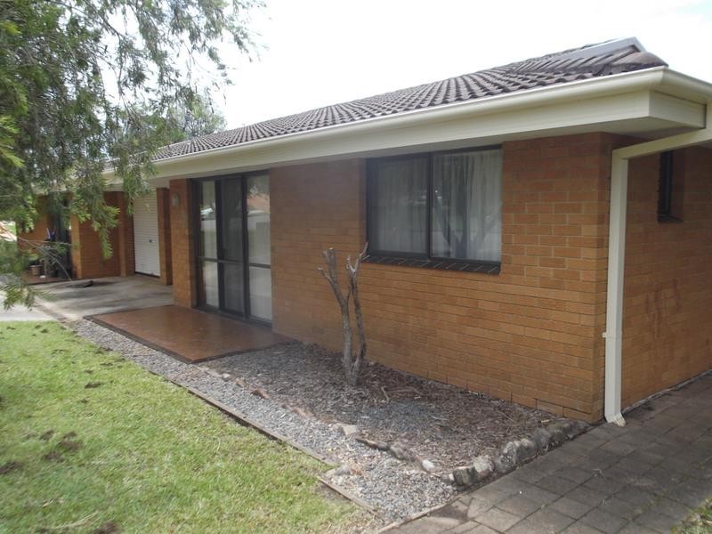 2/8 Parker Street, Port Macquarie NSW 2444