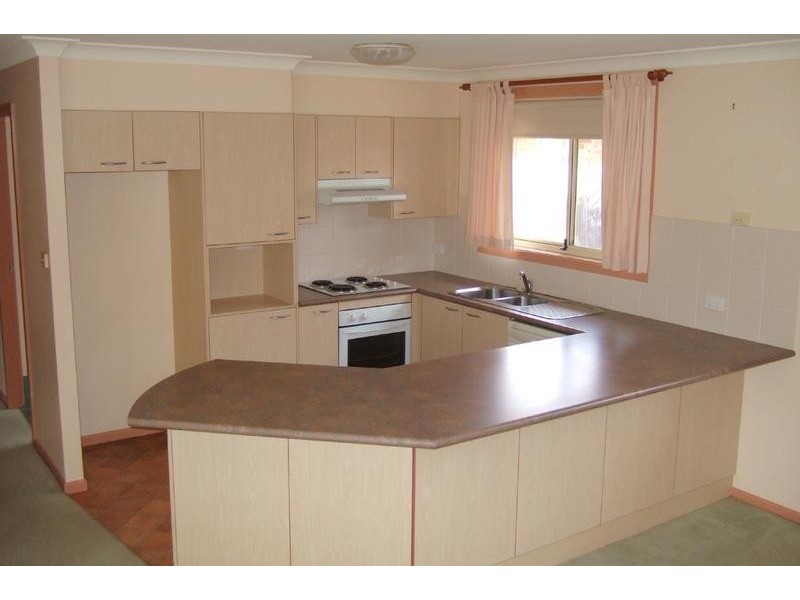 2/32 The Point Drive, Port Macquarie NSW 2444