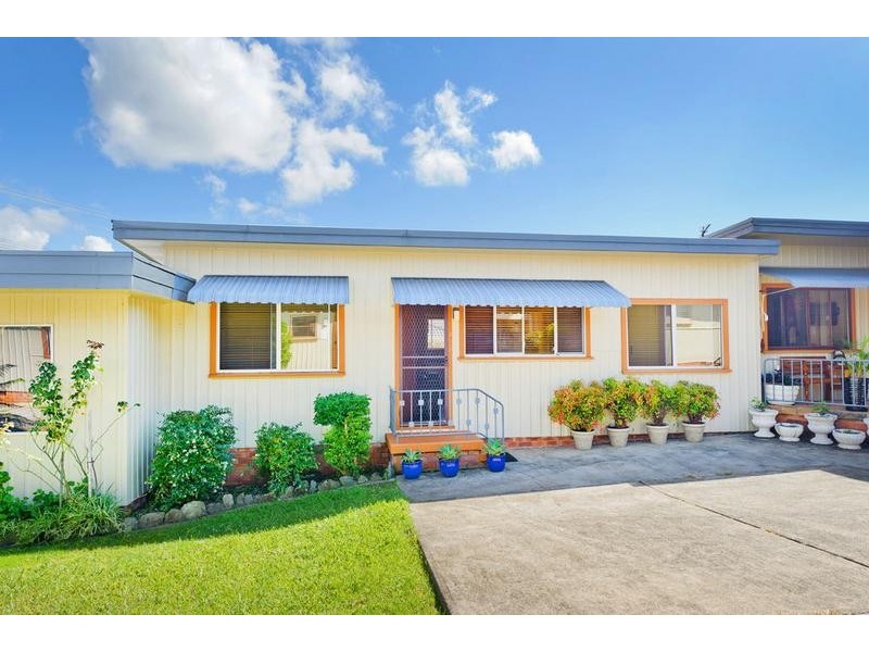 2/38 Lake Road, Port Macquarie NSW 2444