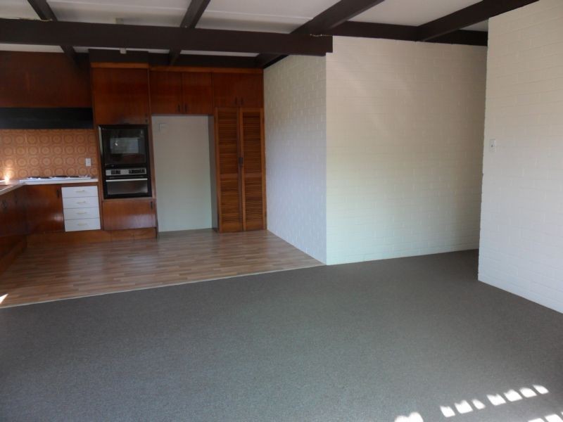 1/151 lake road, Port Macquarie NSW 2444