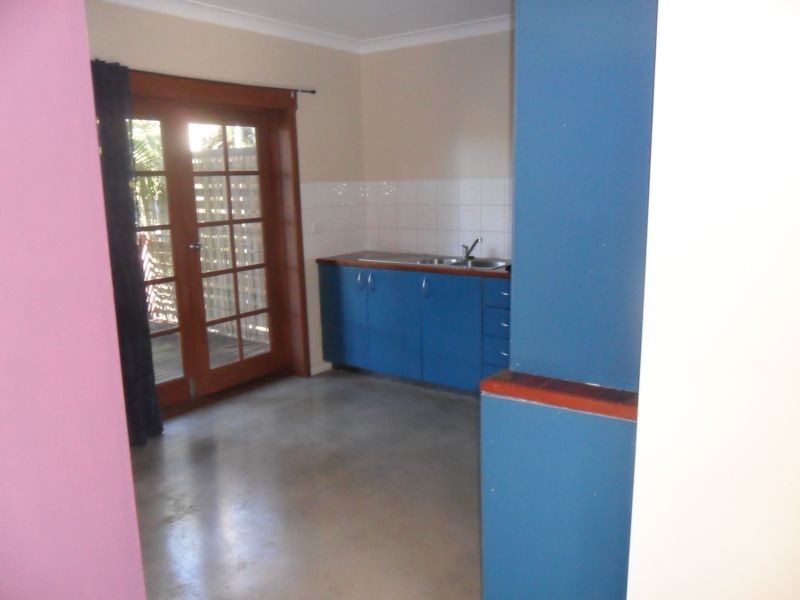 2/26 Watonga Street (downstairs), Port Macquarie NSW 2444