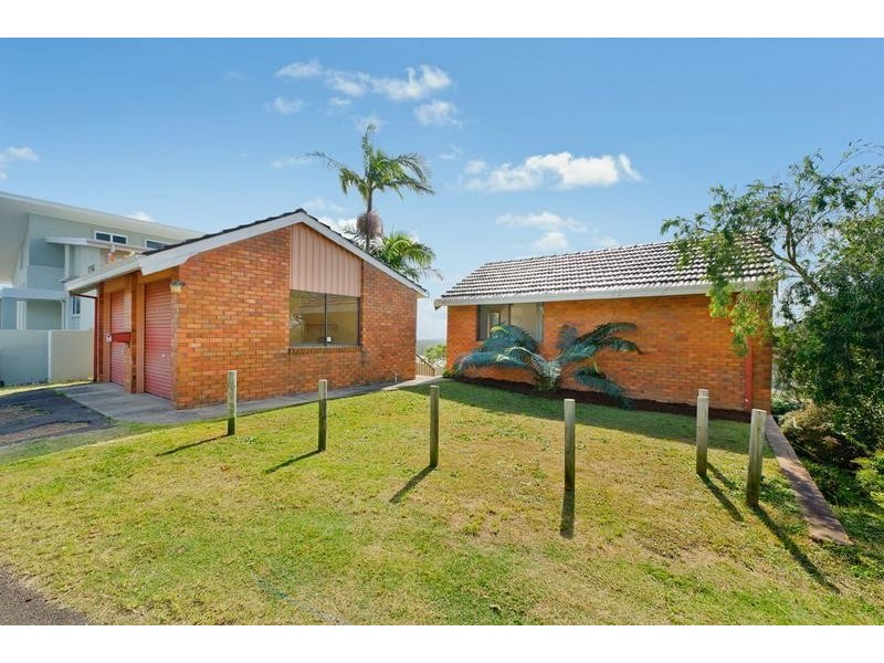 24 Hibiscus Crescent, Port Macquarie NSW 2444