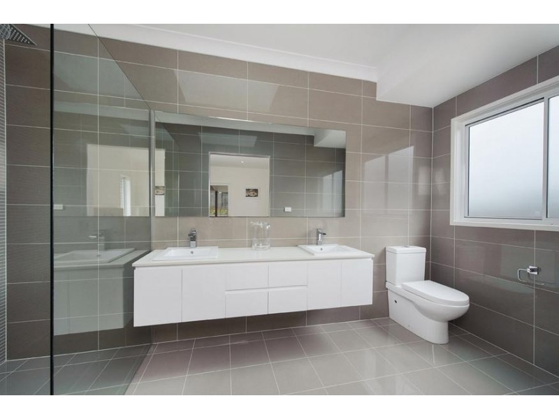 11 Chifley Street, Port Macquarie NSW 2444