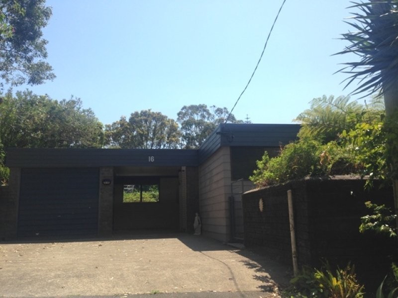16 Hibiscus Avenue, Port Macquarie NSW 2444