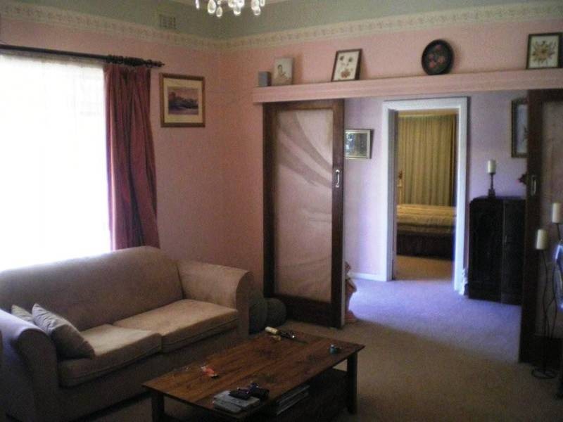 17 Cust Street, Rainbow VIC 3424