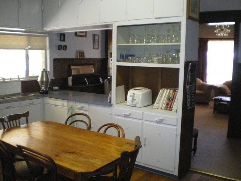 17 Cust Street, Rainbow VIC 3424