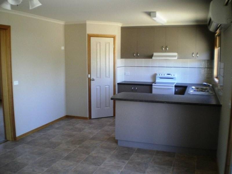 5 Anderson Street, Warracknabeal VIC 3393