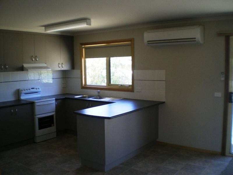 5 Anderson Street, Warracknabeal VIC 3393