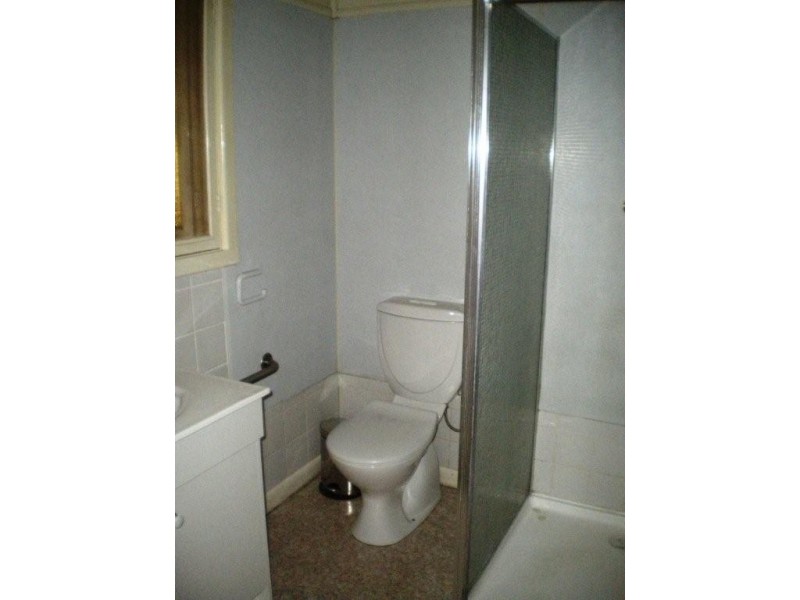 4 Kokoda Ave, Warracknabeal VIC 3393