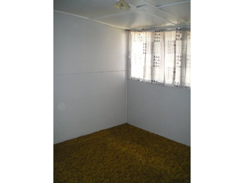 4 Kokoda Ave, Warracknabeal VIC 3393