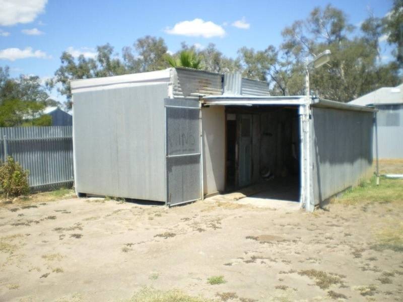 4 Kokoda Ave, Warracknabeal VIC 3393