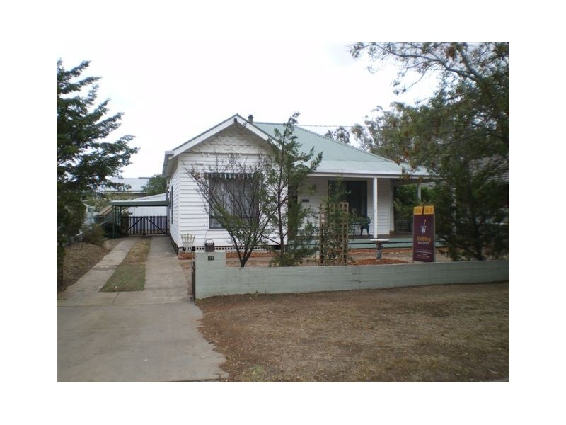 118 Craig Ave, Warracknabeal VIC 3393