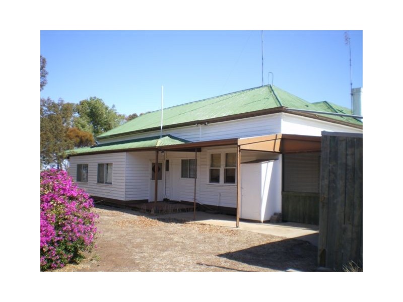 1 Kranz Road / Ailsa, Warracknabeal VIC 3393