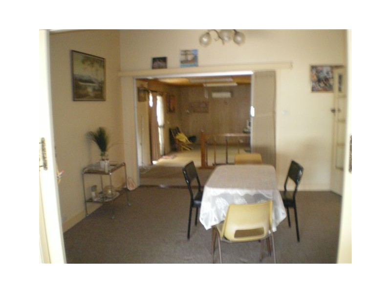 48 Molyneaux Street, Warracknabeal VIC 3393
