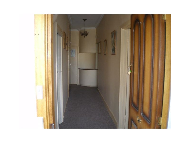 48 Molyneaux Street, Warracknabeal VIC 3393