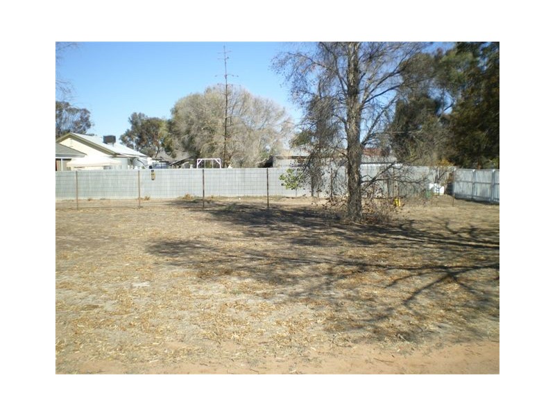 130 Anderson Street, Warracknabeal VIC 3393