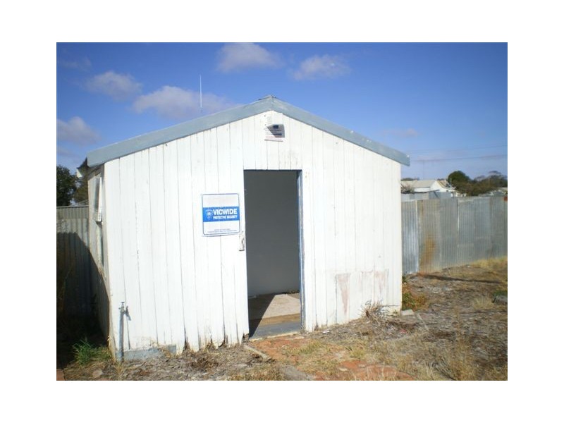 54 Anderson Street, Warracknabeal VIC 3393