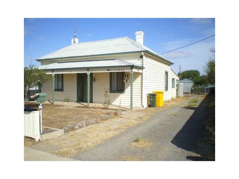 54 Anderson Street, Warracknabeal VIC 3393