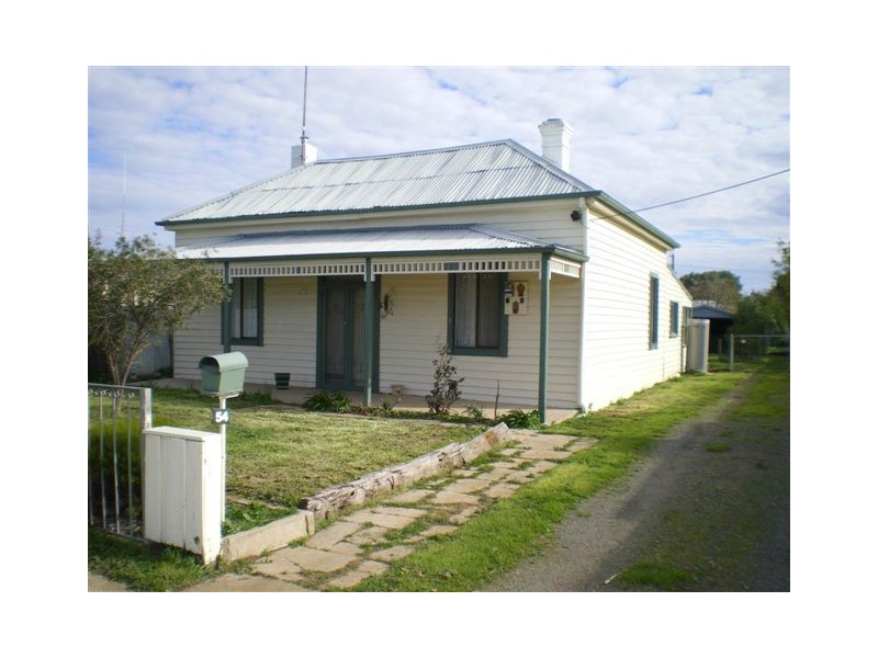 54 Anderson Street, Warracknabeal VIC 3393