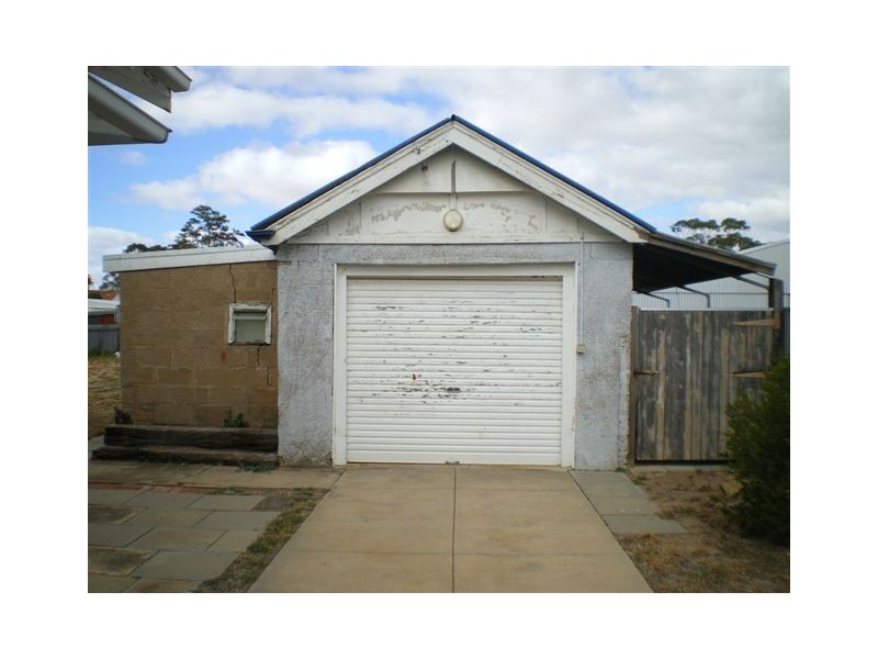 253 Scott street, Warracknabeal VIC 3393