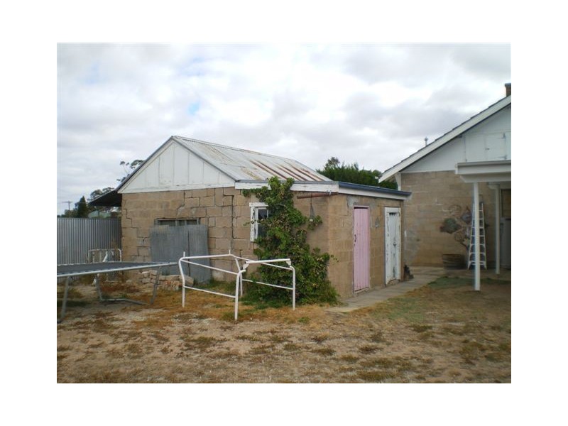 253 Scott street, Warracknabeal VIC 3393
