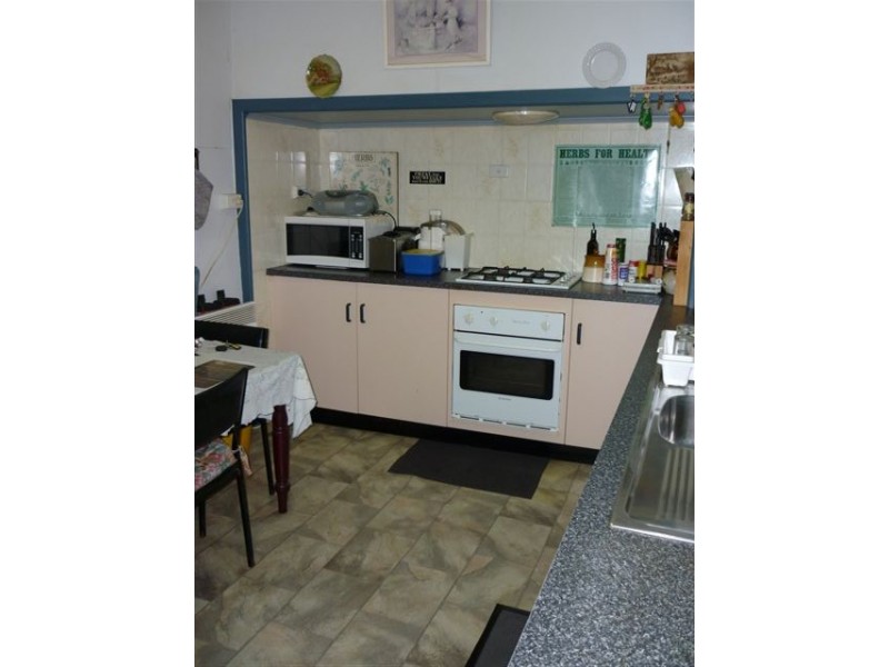 38 Deakin St, Beulah VIC 3395
