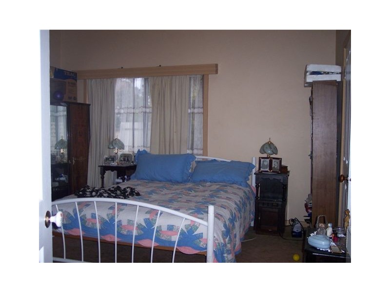 38 Deakin St, Beulah VIC 3395