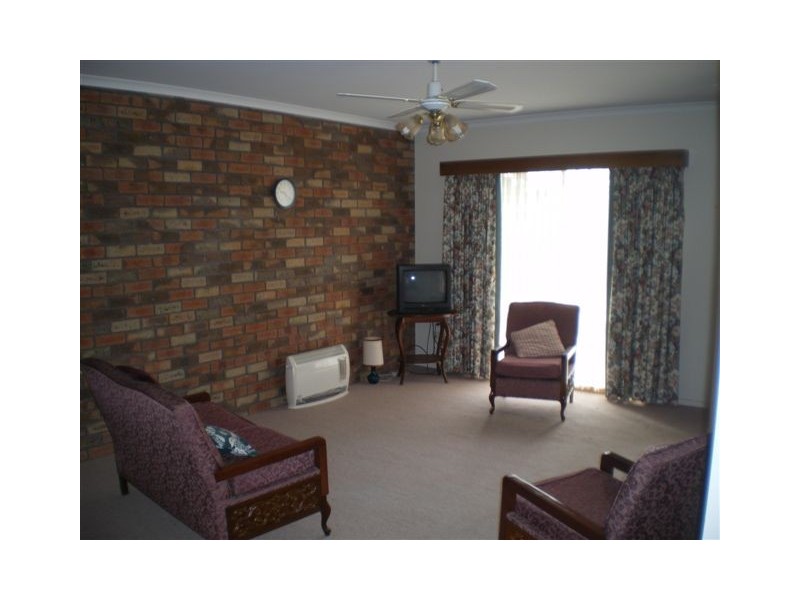 3 Teichelmann Court, Warracknabeal VIC 3393