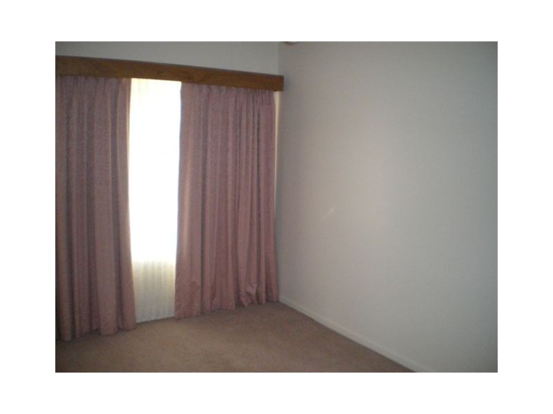 3 Teichelmann Court, Warracknabeal VIC 3393