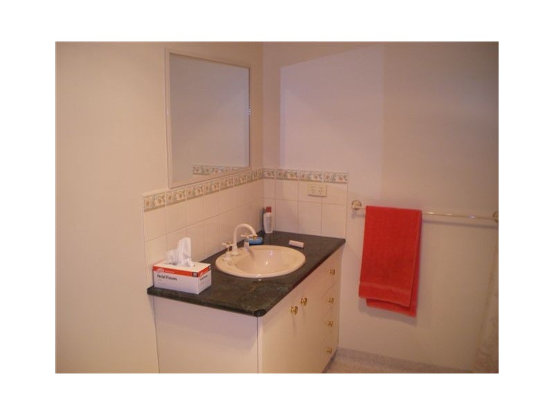 3 Teichelmann Court, Warracknabeal VIC 3393