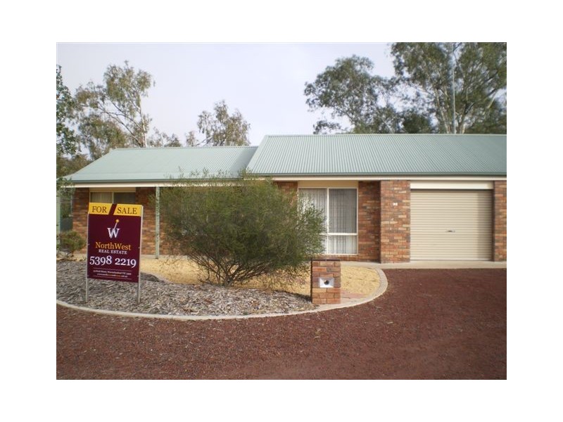 3 Teichelmann Court, Warracknabeal VIC 3393