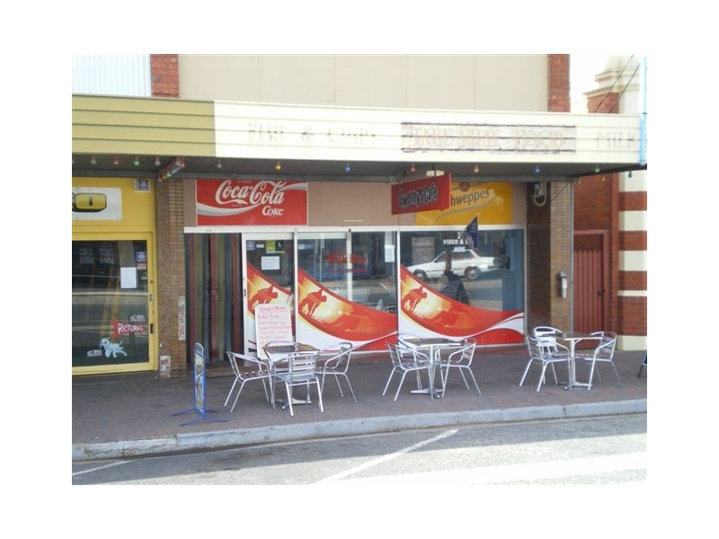 77 Scott Street, Warracknabeal VIC 3393