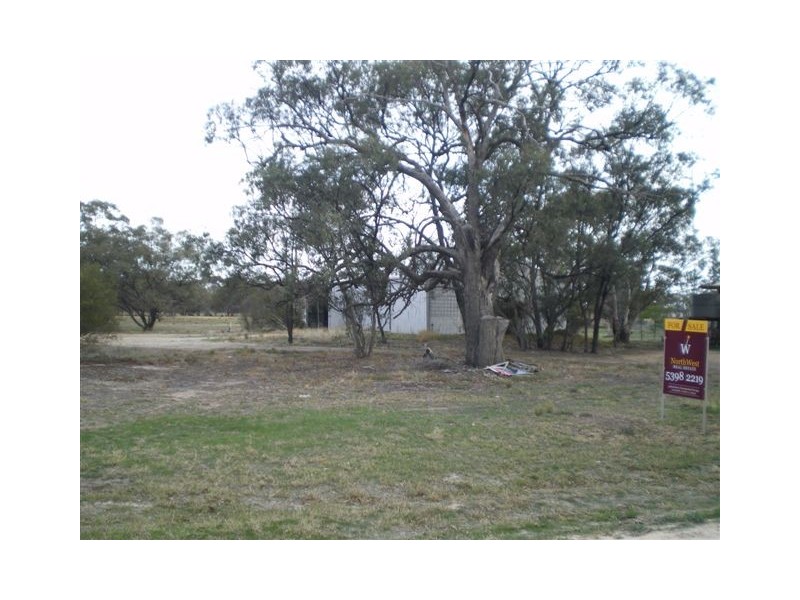 7 Cemetery Road, Warracknabeal VIC 3393