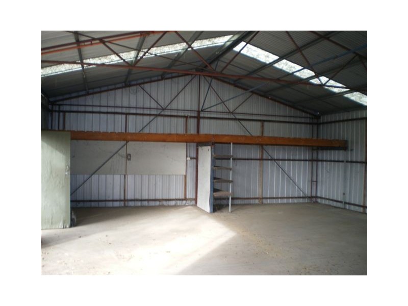 7 Cemetery Road, Warracknabeal VIC 3393
