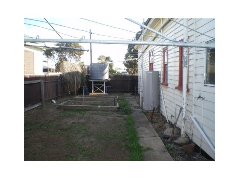 59 Devereux Street, Warracknabeal VIC 3393