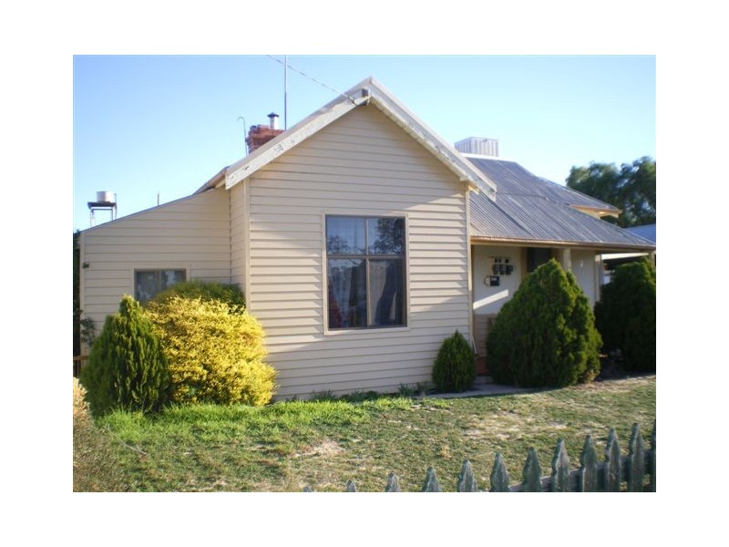 10 Scott Street, Jeparit VIC 3423