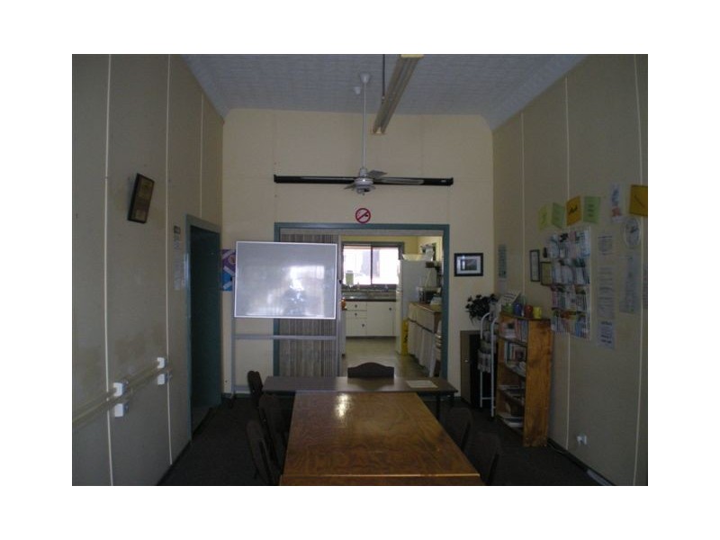 130-132 Scott Street, Warracknabeal VIC 3393