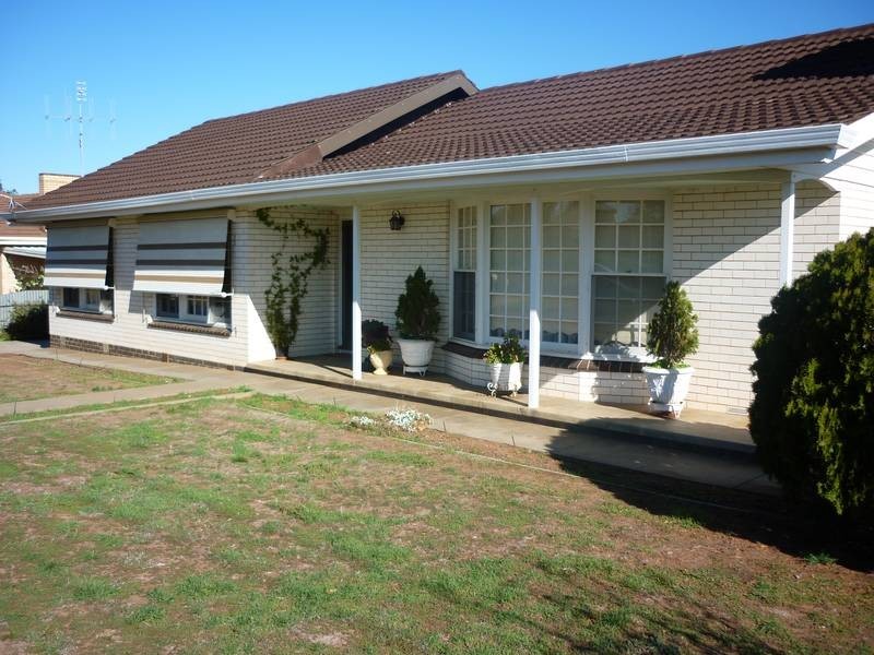 16 Chapel Street, Wycheproof VIC 3527