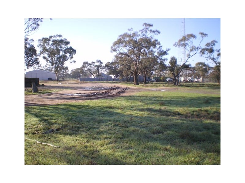 Thomas Street, Warracknabeal VIC 3393