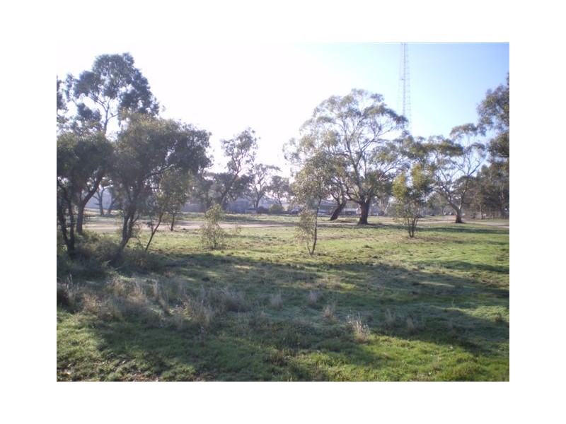 Thomas Street, Warracknabeal VIC 3393
