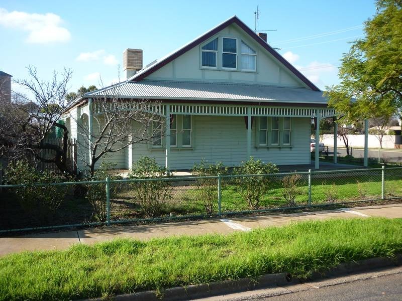 29 Meyer street, Donald VIC 3480