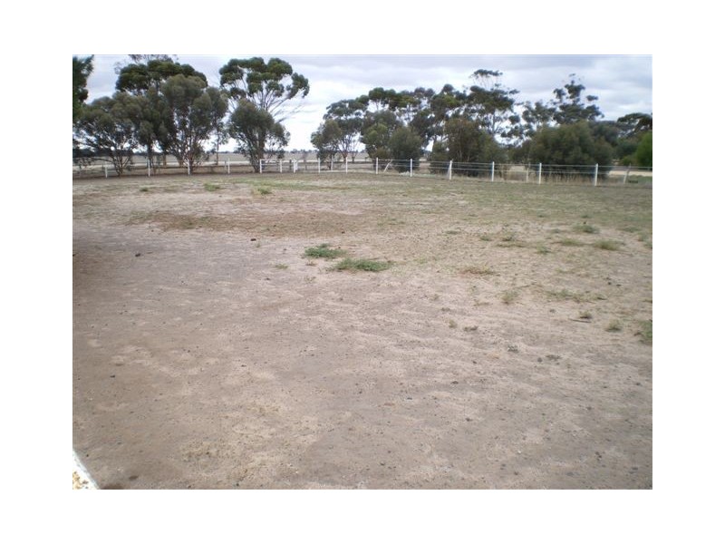 4095 Borung Highway, Warracknabeal VIC 3393