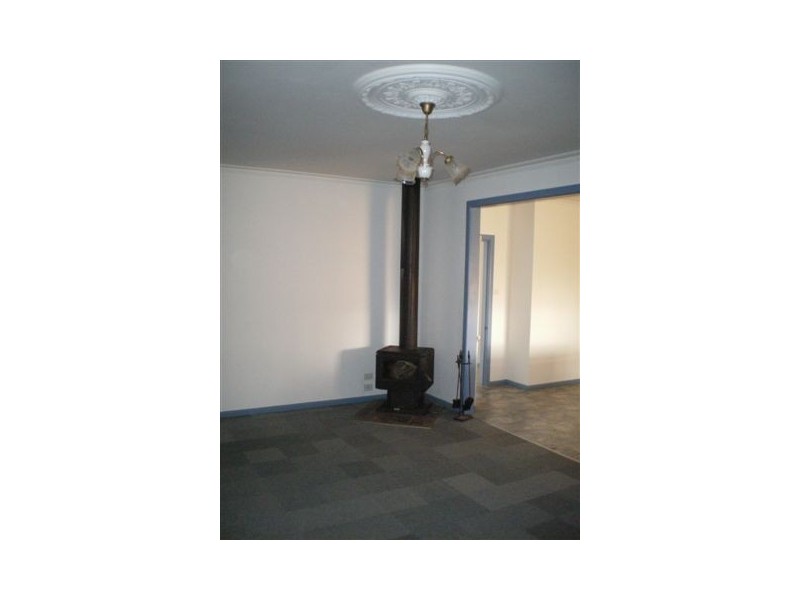 10 Church Street, Jung VIC 3399