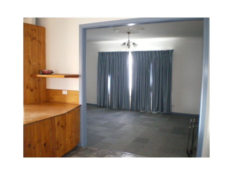 10 Church Street, Jung VIC 3399